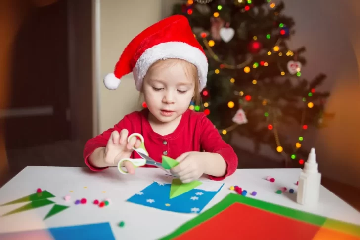 Aprendé estas decoraciones de Navidad para hacer con los niños