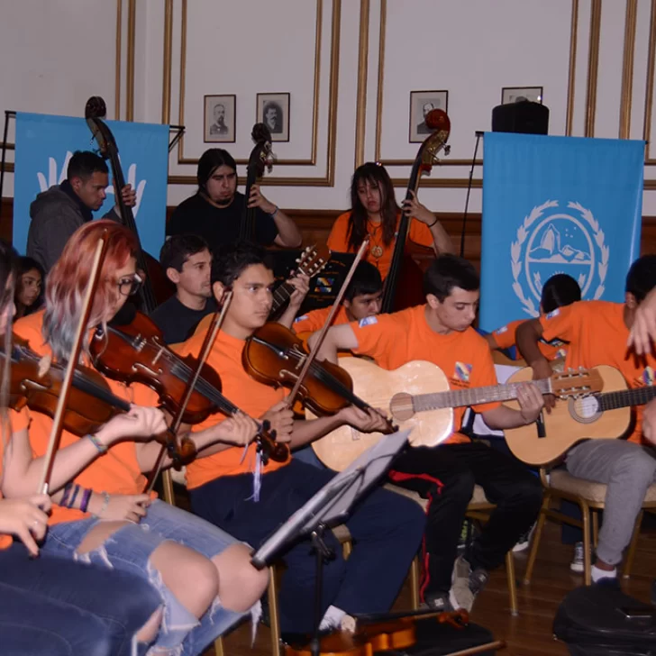 Hoy toca la Orquesta Infanto-Juvenil de Río Turbio
