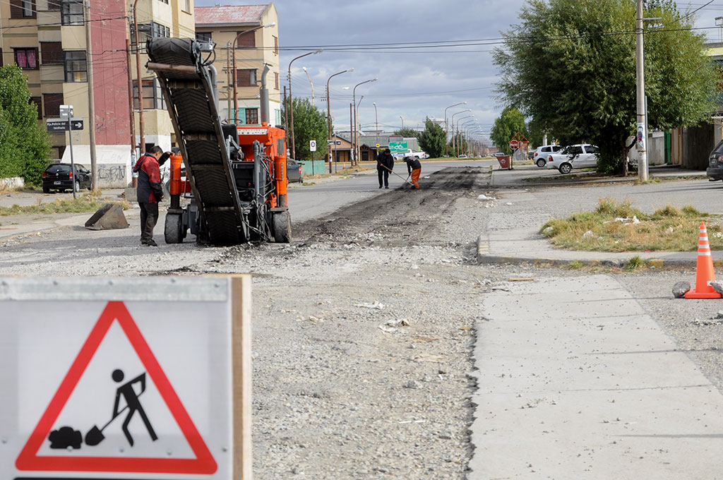 Comenzaron trabajos de  repavimentación sobre Ameghino
