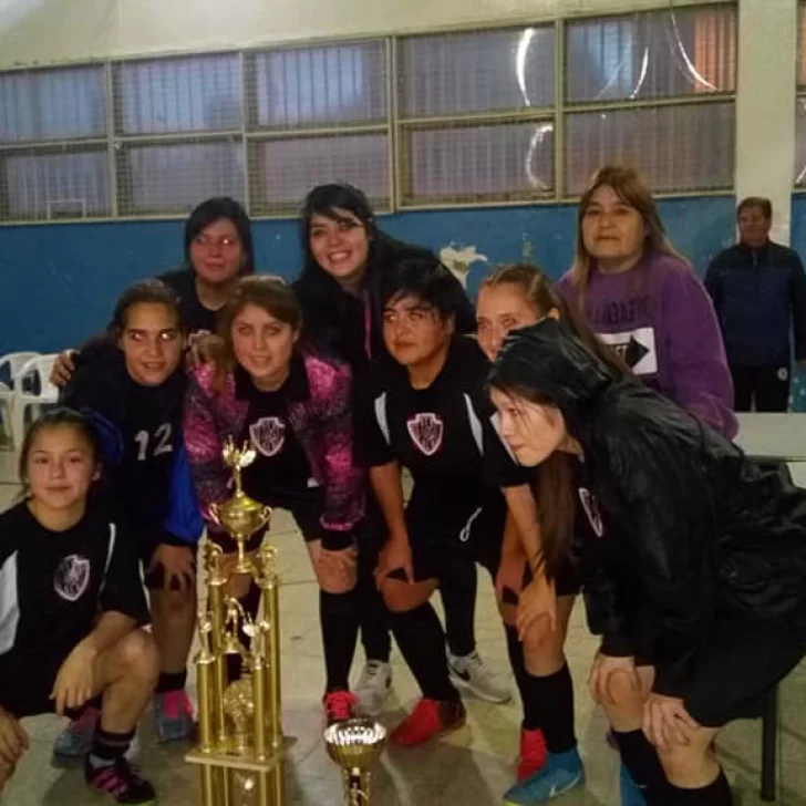 Grupo Brisas organiza  torneo de fútbol