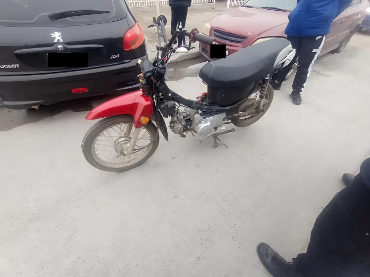 “Buenas, ¿sigue disponible?”: le robó la moto a un policía, la ofreció en las redes y lo detuvieron