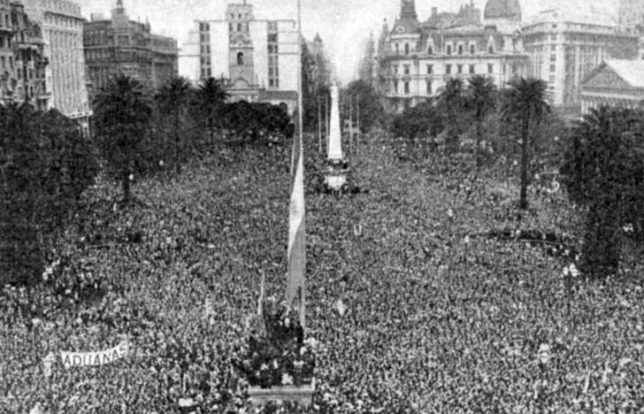 Día de la Lealtad: la jornada en la que los trabajadores colmaron la Plaza de Mayo para reclamar la liberación de Perón
