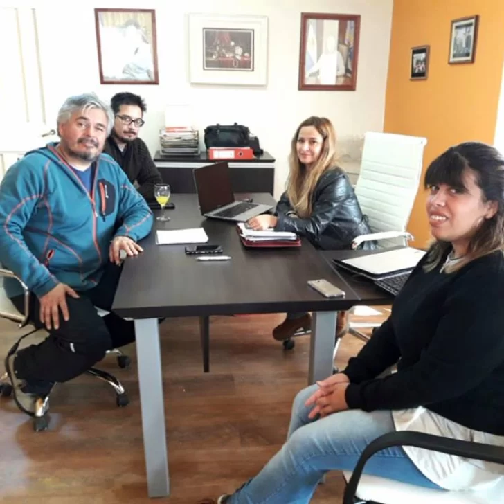 Buscan impulsar el turismo en Lago Posadas