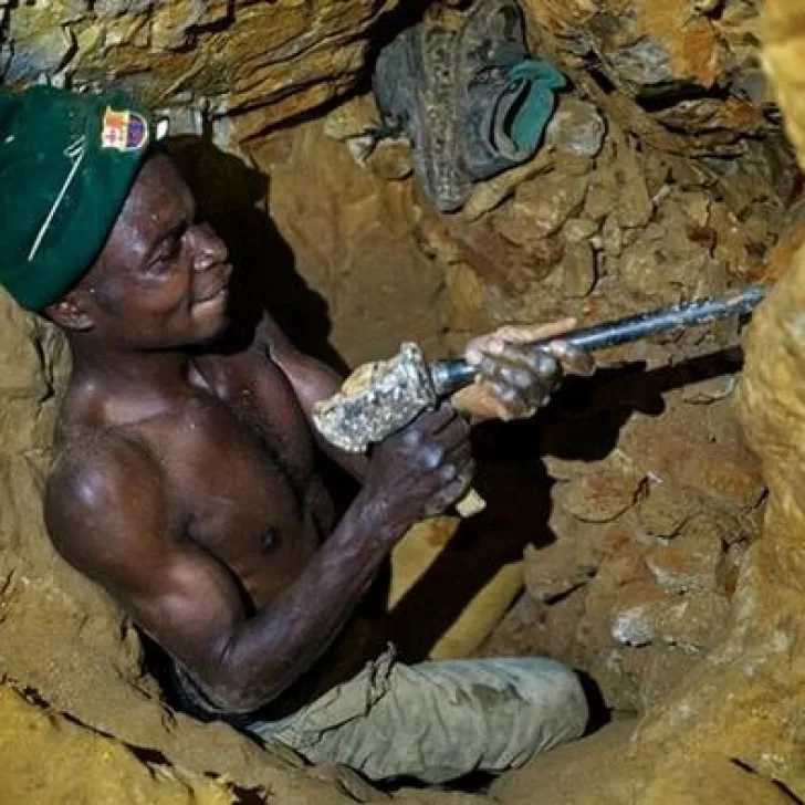 Se derrumbó una mina y murieron 50 personas en el Congo