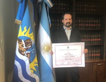 Sebastián Tresguerres fue homenajeado por el Senado