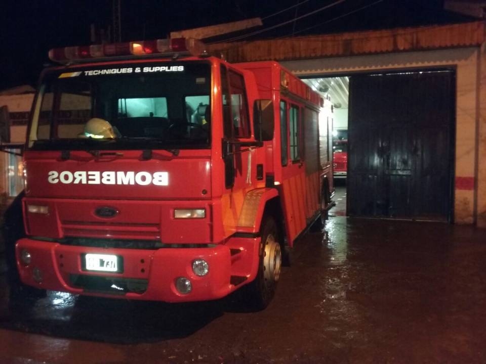Por el viento se voló el techo de una vivienda de Julia Dufour