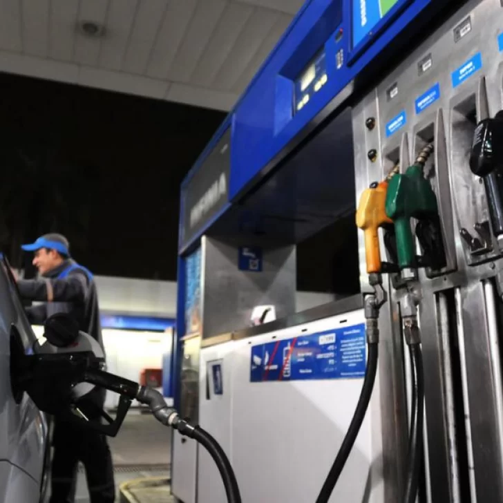 YPF relanzó el descuento para docentes y trabajadores de salud para la carga de combustible YPF relanzó el descuento para docentes y trabajadores de salud para la carga de combustible