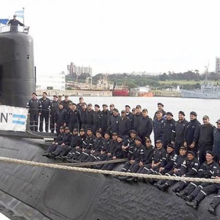 El servicio de comunicaciones de la Armada no captó 20 mensajes urgentes del submarino