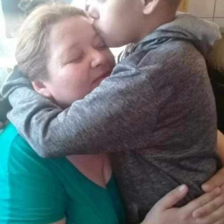 Hizo una rifa para pagarle el tratamiento a su hijo enfermo y la estafaron: “Estoy muy triste” Hizo una rifa para pagarle el tratamiento a su hijo enfermo y la estafaron: “Estoy muy triste”