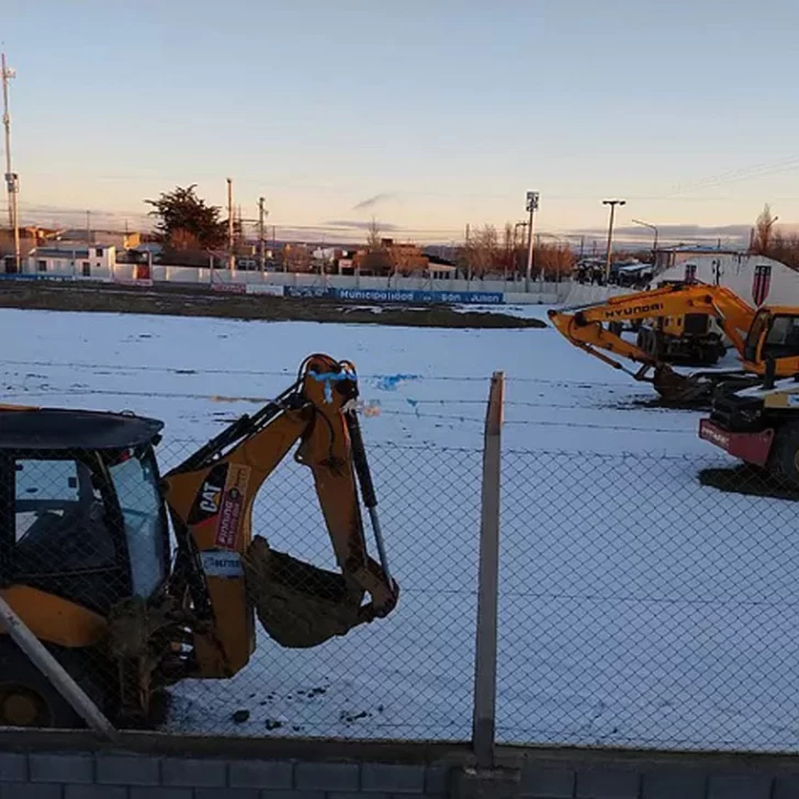 Fútbol: Independiente a un paso del césped sintético Fútbol: Independiente a un paso del césped sintético