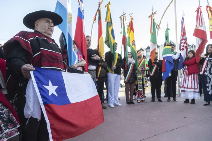 El Municipio de Comodoro acompañó el acto por el 213° aniversario de la Independencia de Chile