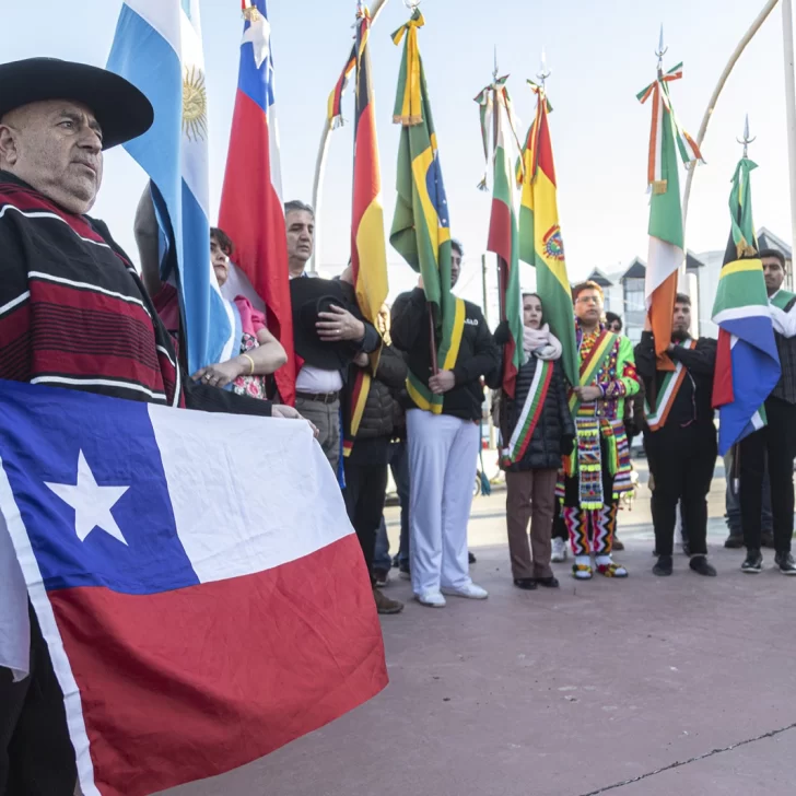 El Municipio de Comodoro acompañó el acto por el 213° aniversario de la Independencia de Chile