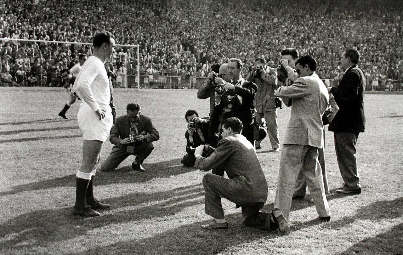 Alfredo-Di-Stefano-en-su-presentacion-728x461