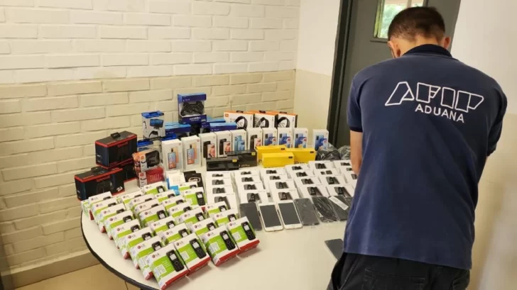 Aduana secuestró celulares en contrabando valuados en casi $18 millones