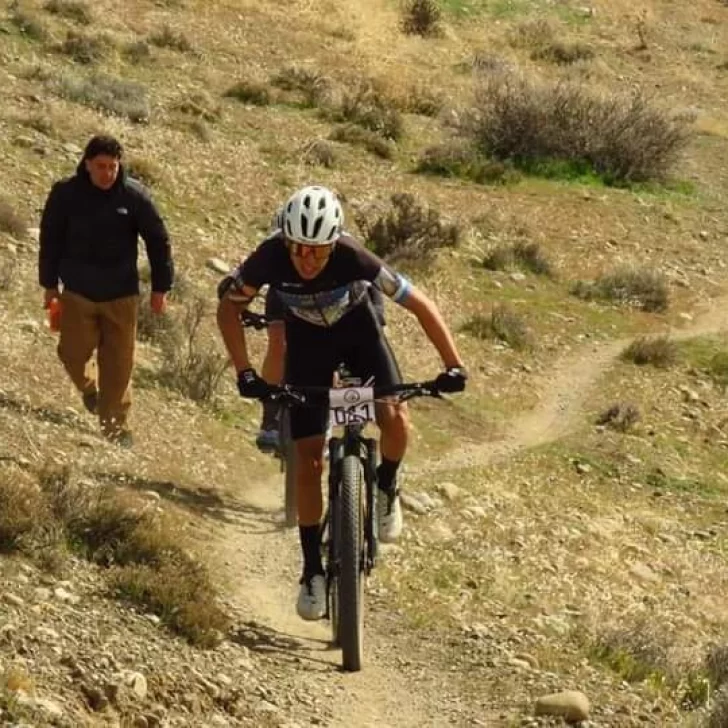 El ciclista de Las Heras, Ignacio Flores, brilló en dos competencias en el valle de Chubut