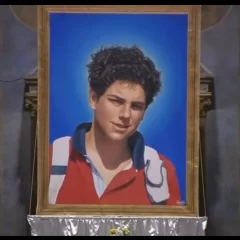 “La vida de Carlo Acutis es un modelo para los jóvenes”, expresó el cardenal Agostino Vallini