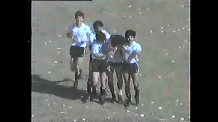 Apareció una filmación del “Trinche” Carlovich jugando en Argentino de Monte Maíz