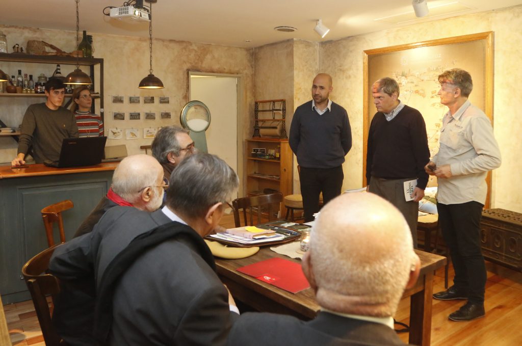 Presentaron “Relatos Nuevos de la Patagonia Vieja” Presentaron “Relatos Nuevos de la Patagonia Vieja”