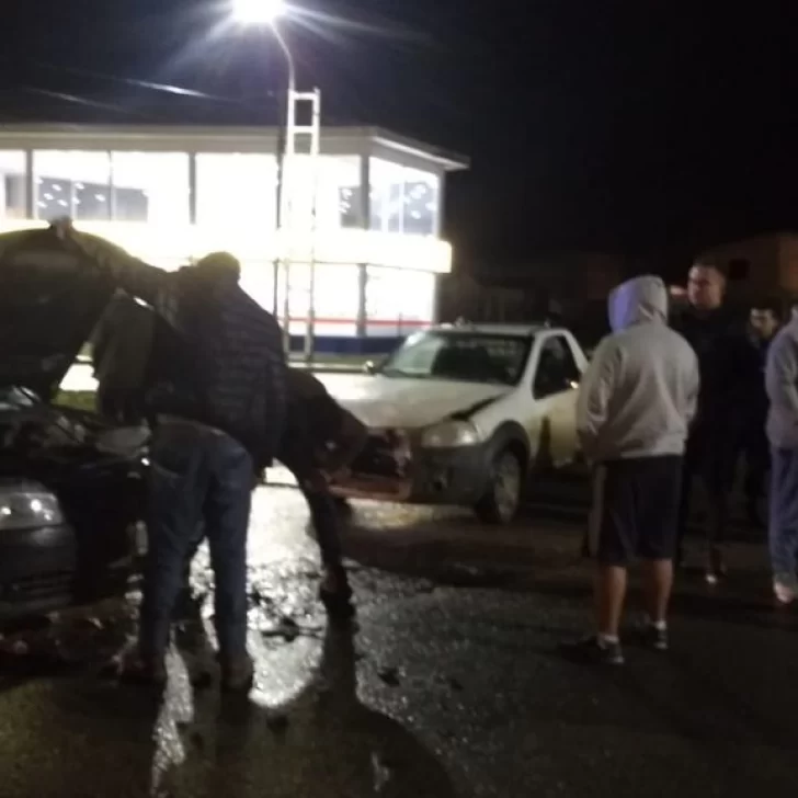 Choque en Avenida Gregores y Jujuy con menor de 10 años involucrado