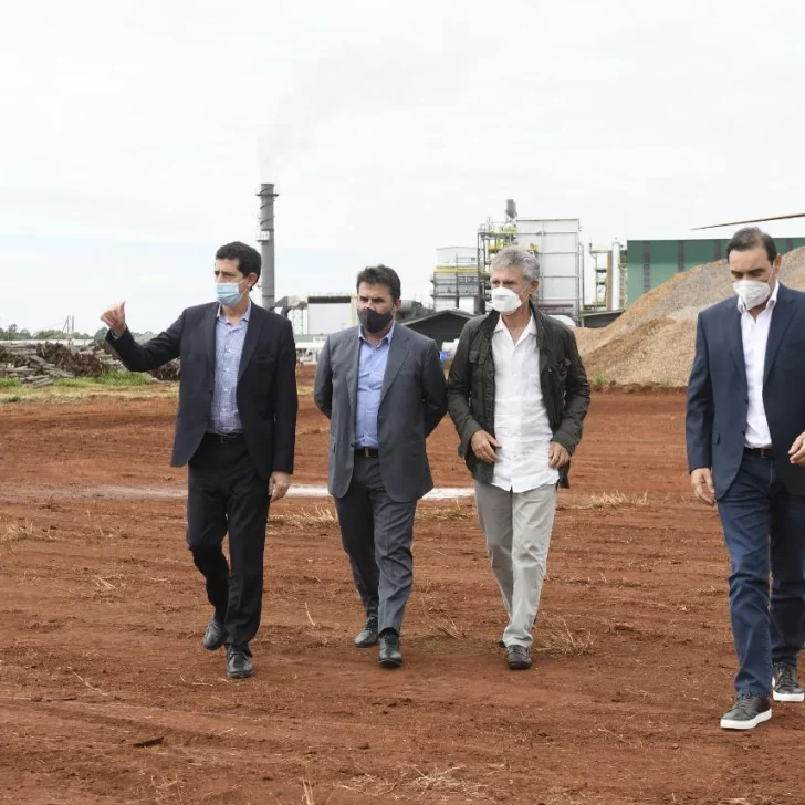 En Corrientes, Darío Martínez y Eduardo De Pedro recorrieron obras de generación eléctrica