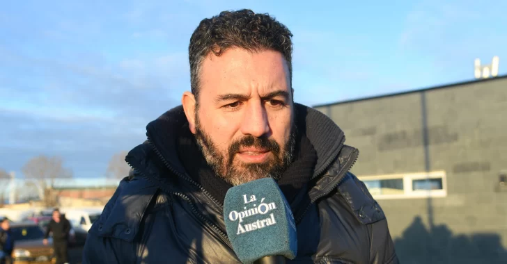Última noche del 138° Aniversario de Río Gallegos: “Es imposible traer a un artista de primer nivel”, afirmó Diego Robles