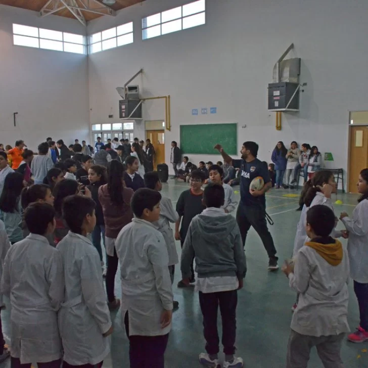 “Probá Rugby” llegó al Barrio San Benito “Probá Rugby” llegó al Barrio San Benito