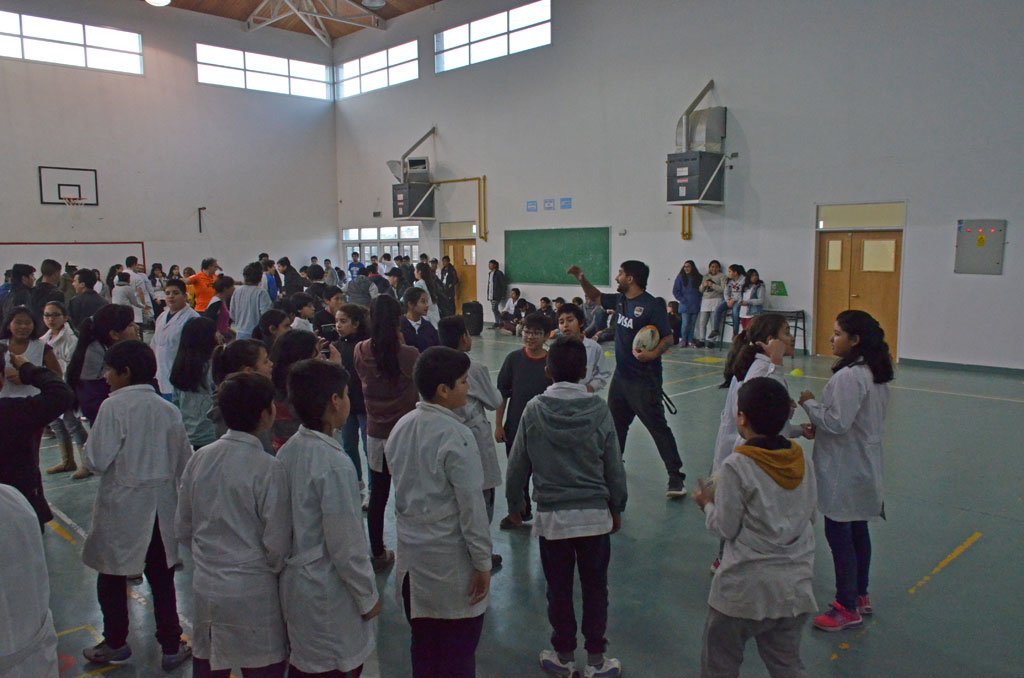“Probá Rugby” llegó al Barrio San Benito “Probá Rugby” llegó al Barrio San Benito
