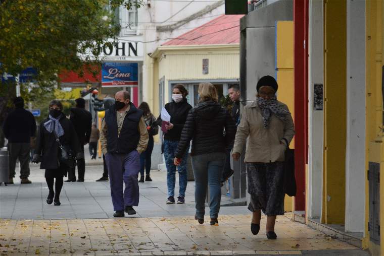 Restaurantes, gimnasios, estéticas y colectivos vuelven a funcionar en Río Gallegos Restaurantes, gimnasios, estéticas y colectivos vuelven a funcionar en Río Gallegos