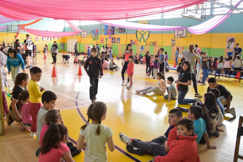 Colonias 2024: abrieron la convocatoria para líderes deportivos