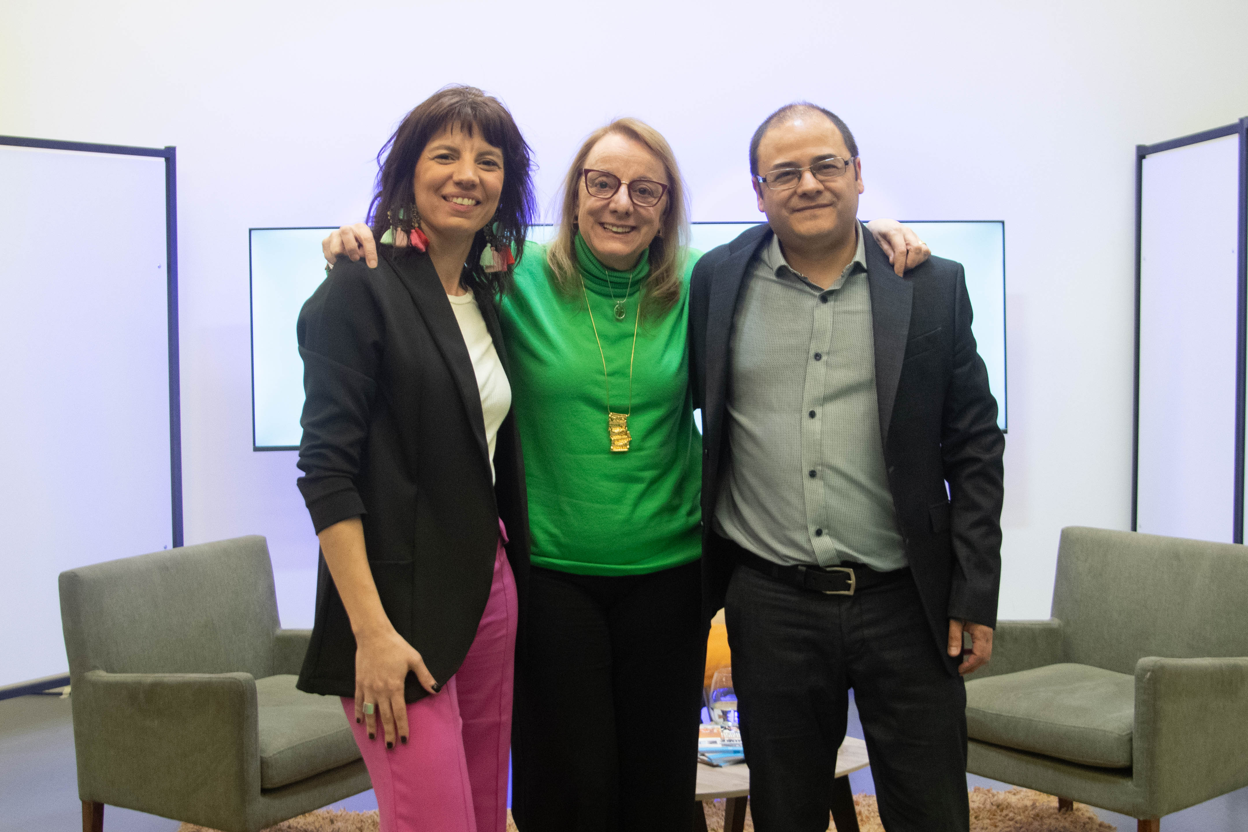 ENTREVISTA-ALICIA-KIRCHNER-LOA-203JD92309JDE-LA-OPINION-AUSTRAL-203JD-8-728x485