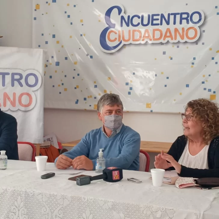 Gabriel Oliva asume en reemplazo de Pérez Gallart: “La banca de Encuentro Ciudadano seguirá teniendo la misma dignidad” Gabriel Oliva asume en reemplazo de Pérez Gallart: “La banca de Encuentro Ciudadano seguirá teniendo la misma dignidad”