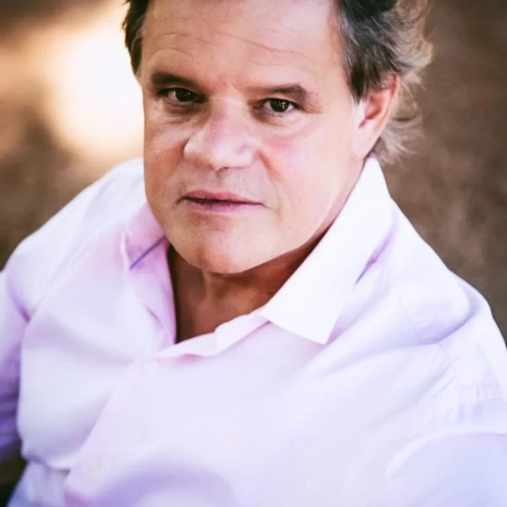 Enrique Sacco vuelve a la radio junto al hijo de Débora Pérez Volpin Enrique Sacco vuelve a la radio junto al hijo de Débora Pérez Volpin