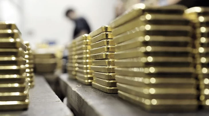 Oro subió casi US$600 en el primer semestre de 2020