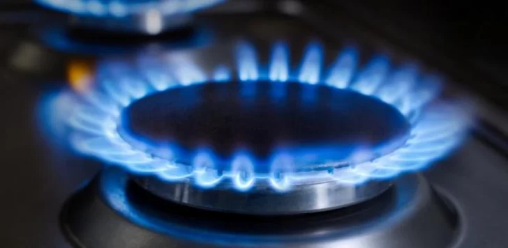 Gas: 49 localidades de Buenos Aires y ciudades de otras cuatro provincias buscan ser declaradas como “zona fría”