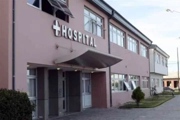 Encapuchados ingresaron a una casa, apuñalaron a un hombre y balearon a otro Encapuchados ingresaron a una casa, apuñalaron a un hombre y balearon a otro