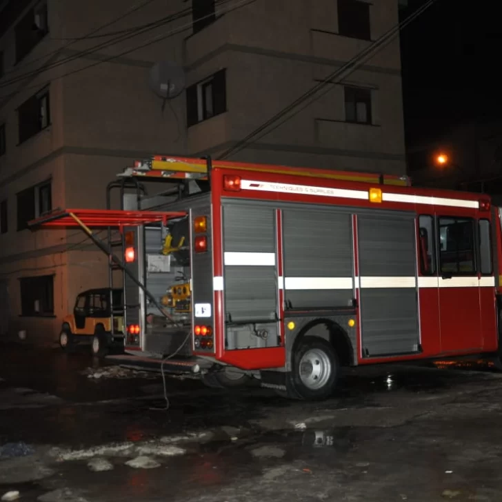 Principio de incendio en un departamento del barrio de los 400 Principio de incendio en un departamento del barrio de los 400
