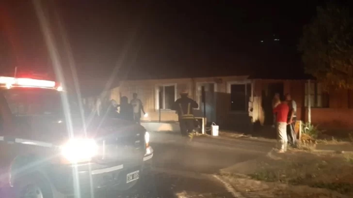 Una mujer de Río Gallegos encendió una vela, se quedó dormida y casi se le incendia la casa