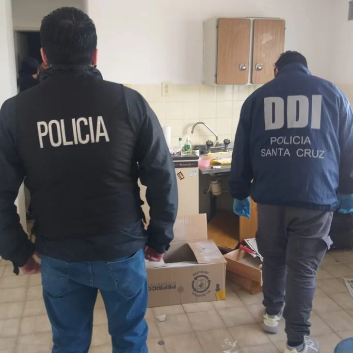 Un chapista quedó demorado por el robo millonario a Automotores Patagonia