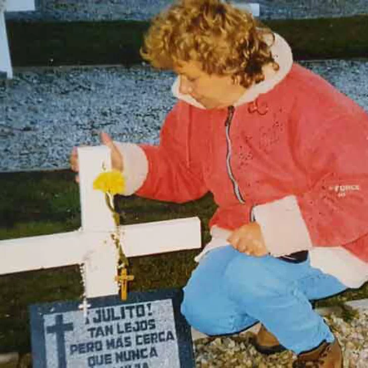 Murió Delia, mamá del maestro soldado que fue a Malvinas por San Martín y Belgrano Murió Delia, mamá del maestro soldado que fue a Malvinas por San Martín y Belgrano