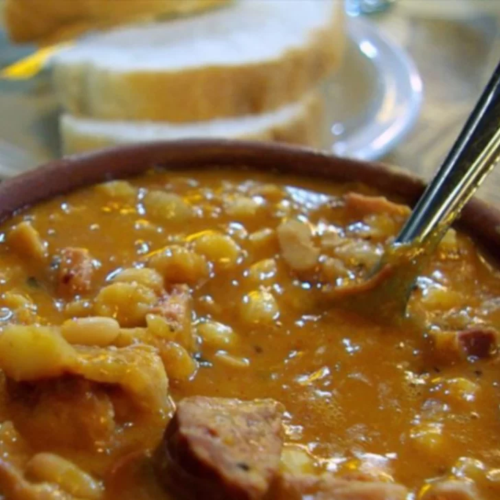 ¡Locos por el locro!: su historia y secretos ¡Locos por el locro!: su historia y secretos