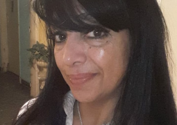 Mónica busca a su familia: habría encontrado a su mamá,pero surgen dudas sobre el padre