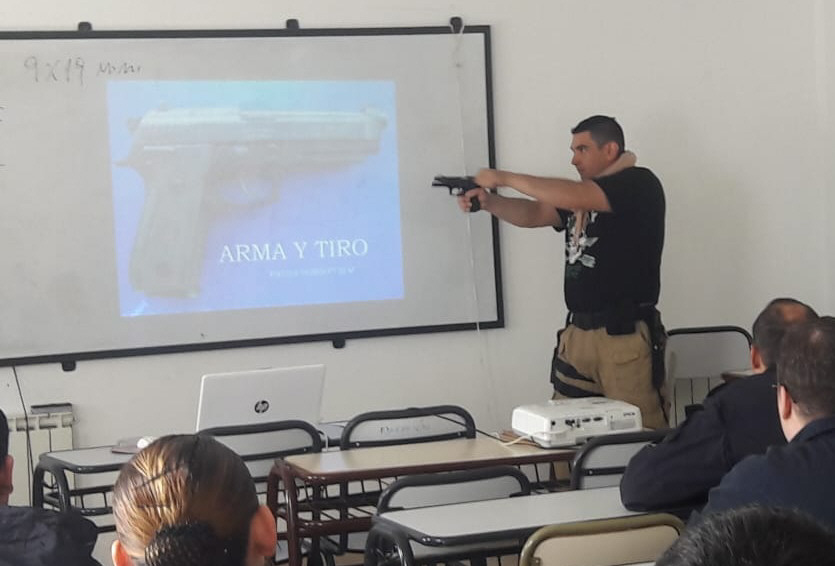 Todo listo para el primer curso para formar instructores de tiro Todo listo para el primer curso para formar instructores de tiro