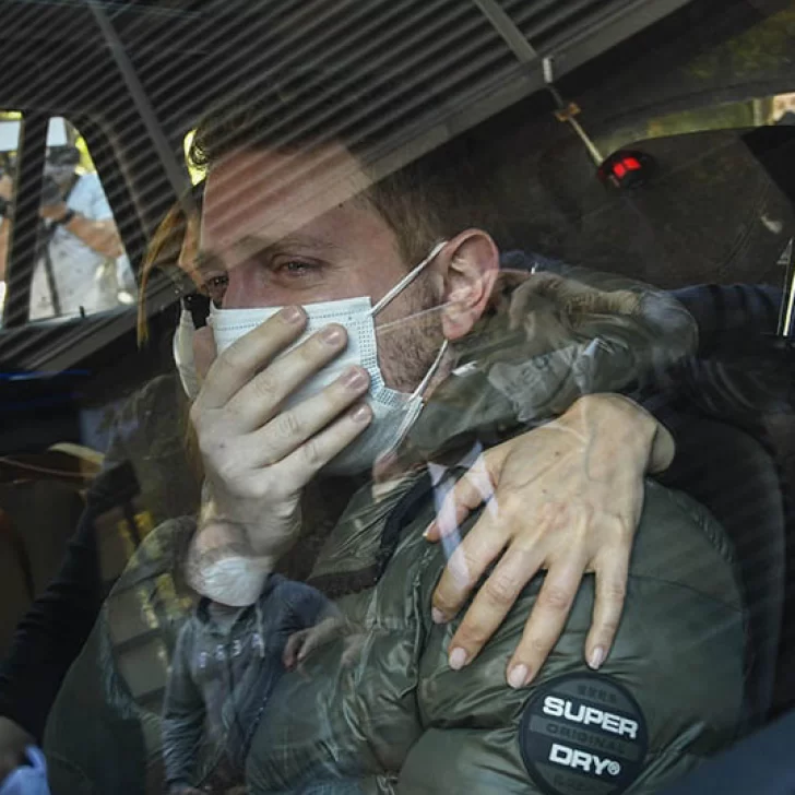 Emotivo último adiós al periodista Mauro Viale Emotivo último adiós al periodista Mauro Viale