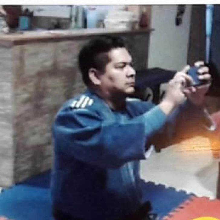 Alejandro Chinchilla decidió armar un dojo en el living