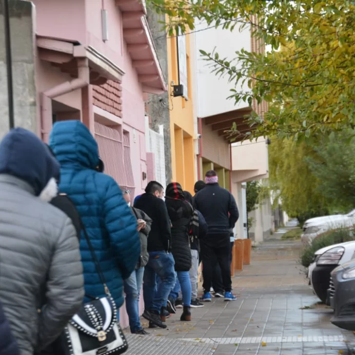 Dueña de la distribuidora y los kiosqueros se pelearon a los gritos Dueña de la distribuidora y los kiosqueros se pelearon a los gritos