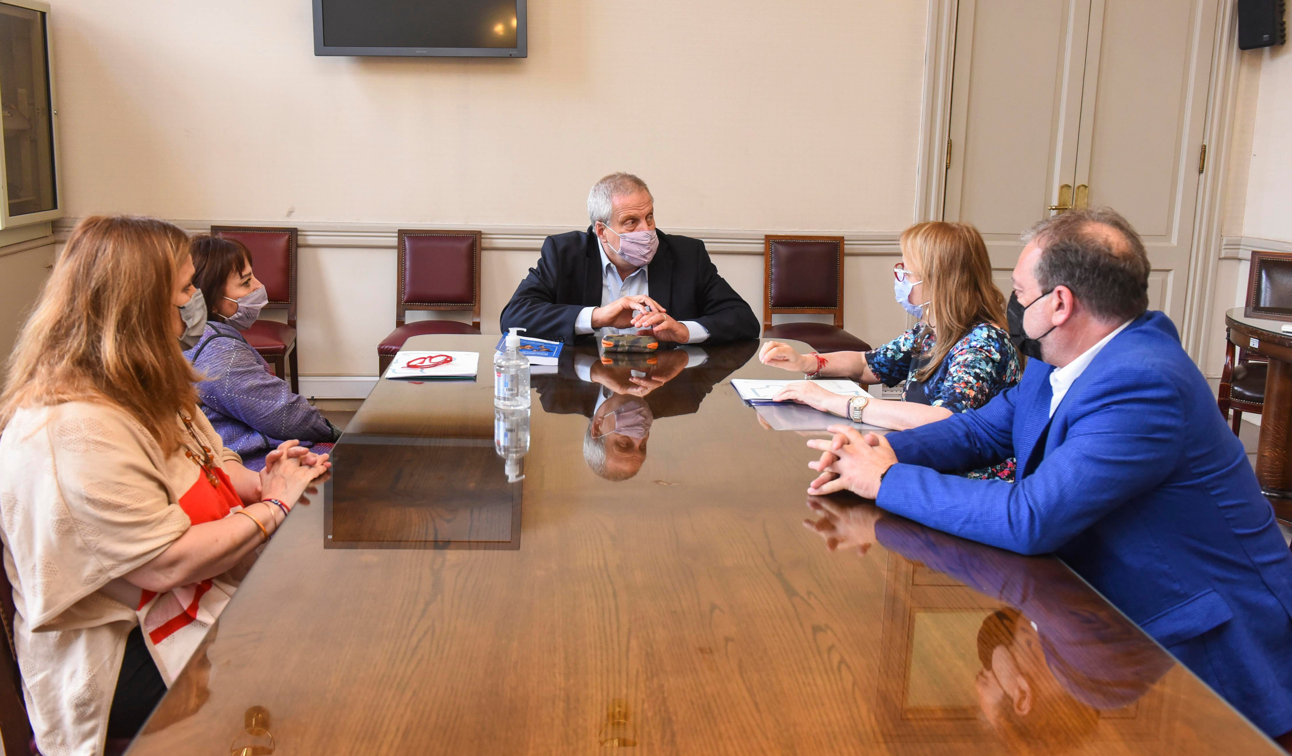 Alicia consiguió $ 2 mil millones en inversión educativa para 2022/23 Alicia consiguió $ 2 mil millones en inversión educativa para 2022/23