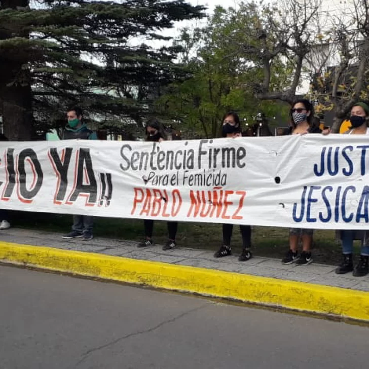 Amigas y familiares de Jesica Minaglia piden por el juicio oral a casi un año del femicidio