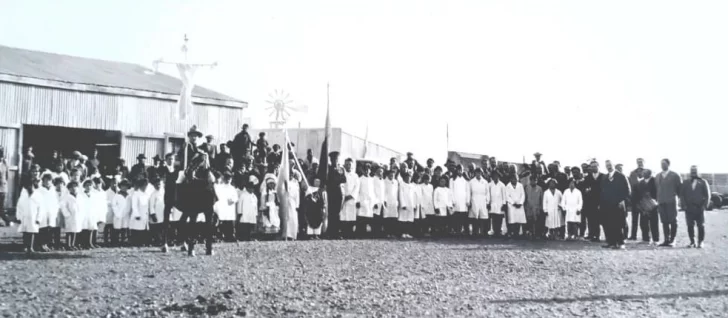 Centenario de la Escuela N° 12 de la localidad de Perito Moreno