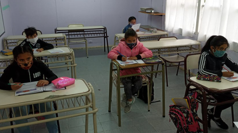 Clases presenciales: ampliarán las burbujas a 15 alumnos por aula en las escuelas Clases presenciales: ampliarán las burbujas a 15 alumnos por aula en las escuelas