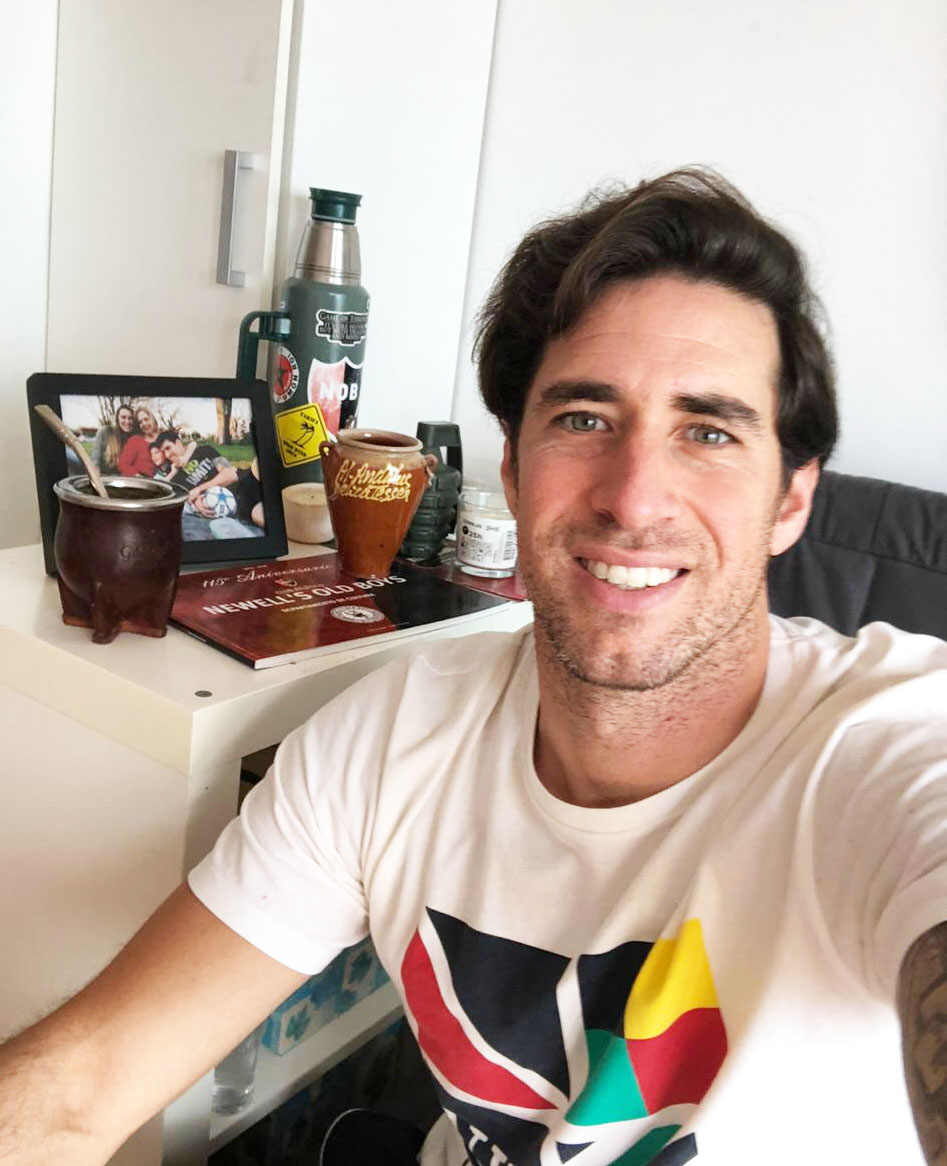 “Fede” Villar pasa la cuarentena solo en su departamento de España “Fede” Villar pasa la cuarentena solo en su departamento de España